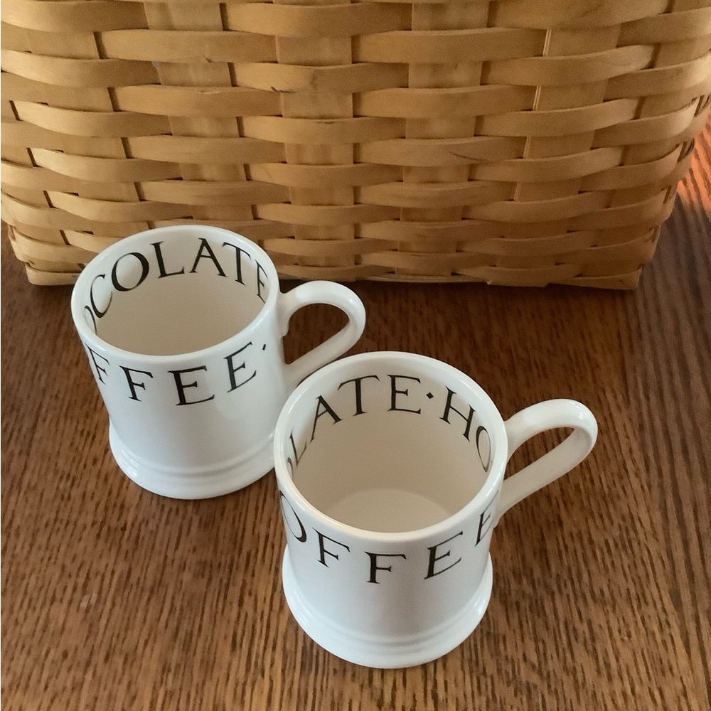 Set of 2 Emma Bridgewater Pottery 1/2 pint mugs Black Toast & Marmalade 1st qual - Picture 7 of 9